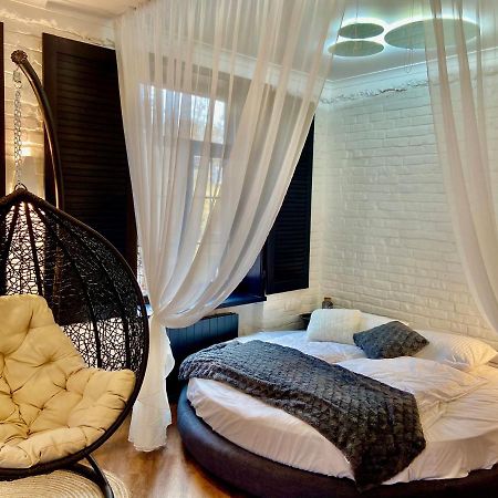 Romantic Apartment On Andriivskyi Kiev Eksteriør bilde